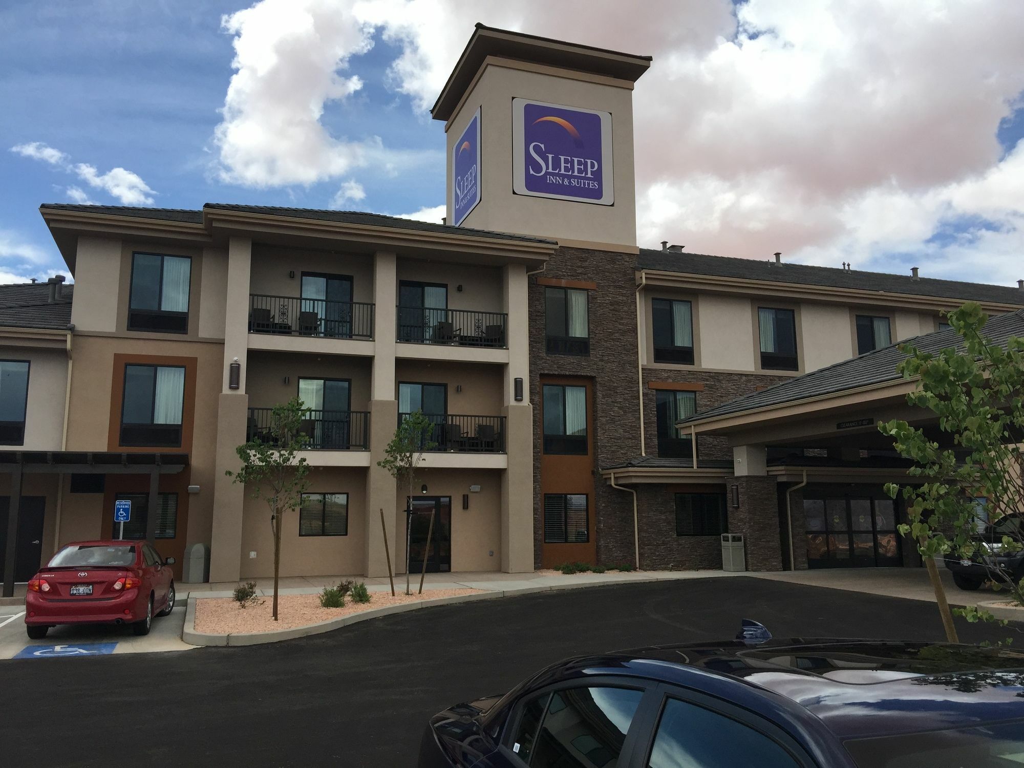 Sleep Inn & Suites Page At Lake Powell Exterior photo